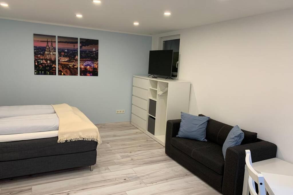 Modern Renovated Apartment Suited For Business Consultants - In Close Distance To Dt, Dhl And Un Campus - Reserved Parking Бонн Экстерьер фото